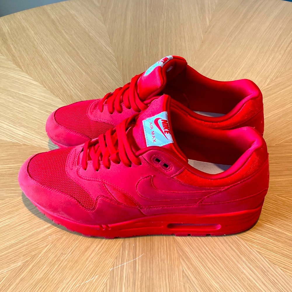 🚨Nike Air Max 1 “Tonal Red” 🚨 - Picture 5 of 11